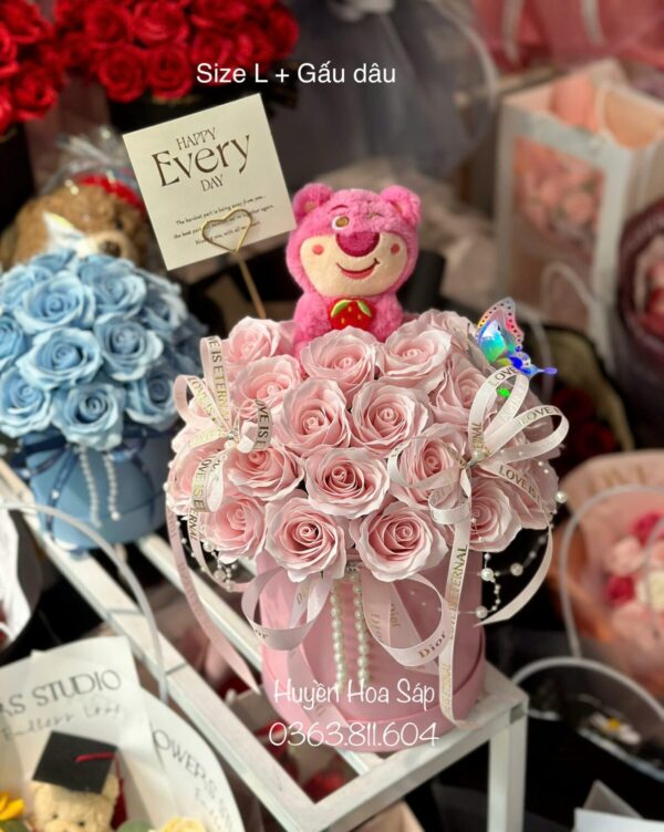 Hộp hoa sáp để bàn13